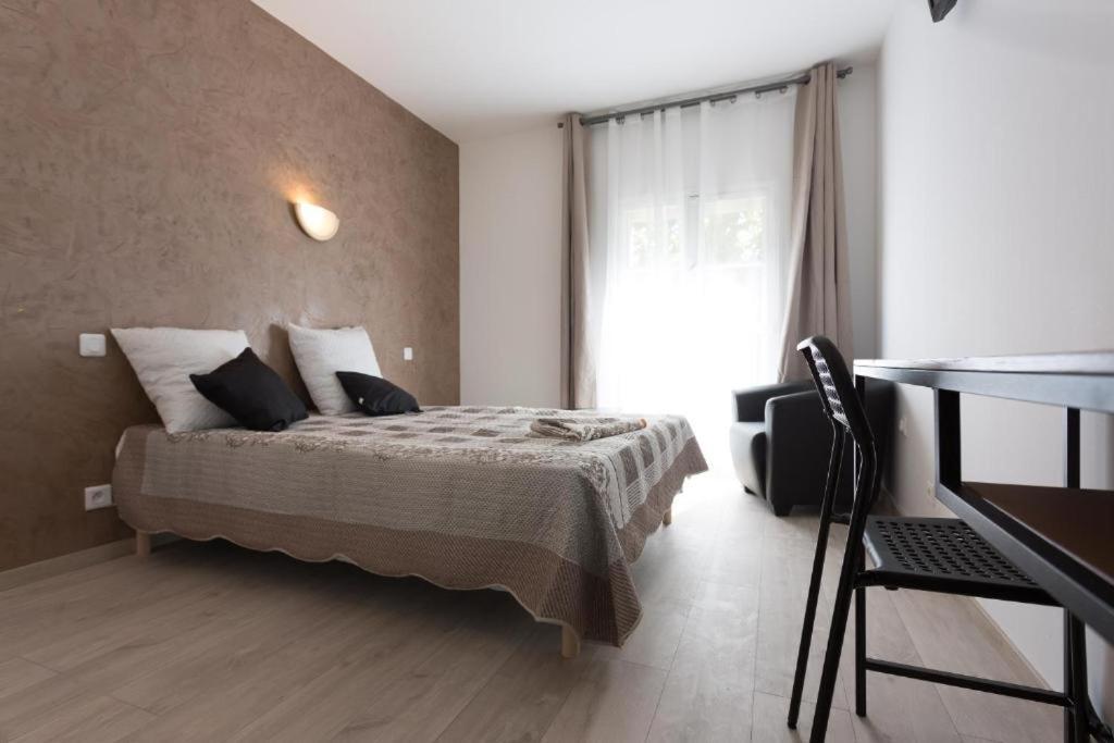 Hotel Alizea 亞維農 外观 照片